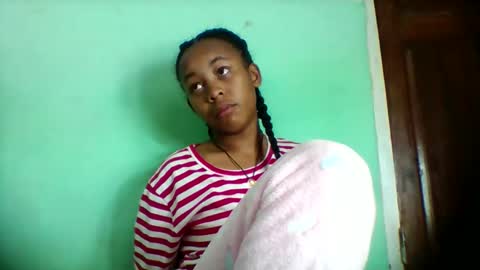 sandra1253099 online show from 05/16/26, 06:21