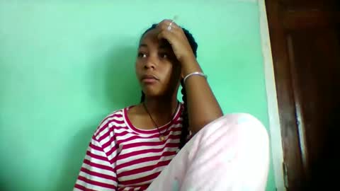 sandra1253099 online show from 05/16/26, 06:32