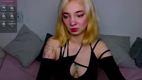 Sandra online show from 10/14/25, 08:15