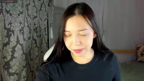 Snapshot of sandra_rosss chatting on 06/17/26, 12:57 Sandra online show from 06/17/26, 12:57