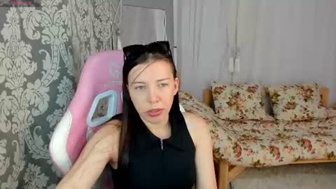 Snapshot of sandra_rosss chatting on 07/05/26, 04:41 Sandra online show from 07/05/26, 04:41