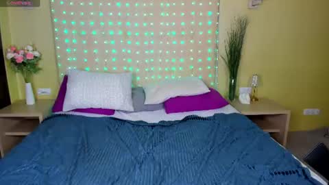 Snapshot of sandra_rosss chatting on 07/18/26, 01:04 Sandra online show from 07/18/26, 01:04