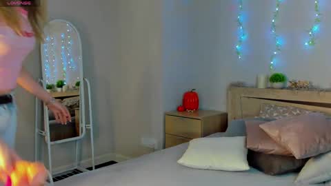 sandraa_anderson online show from 05/03/26, 11:22