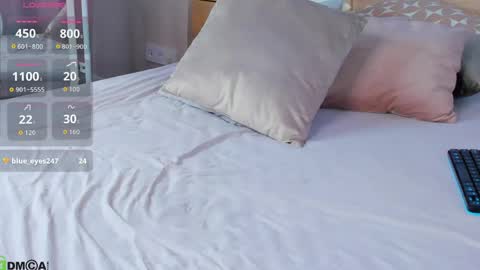 sandraa_anderson online show from 05/13/26, 01:03