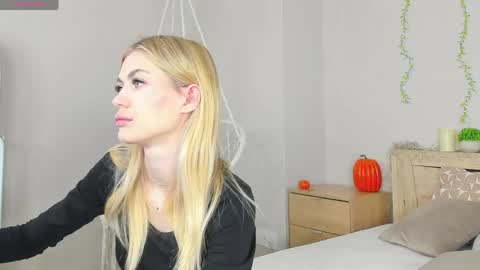 sandraa_anderson online show from 05/24/26, 11:43