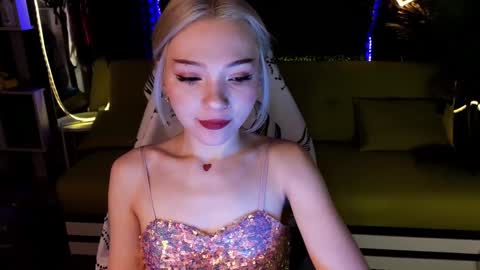 Sandy  online show from 01/19/25, 01:43