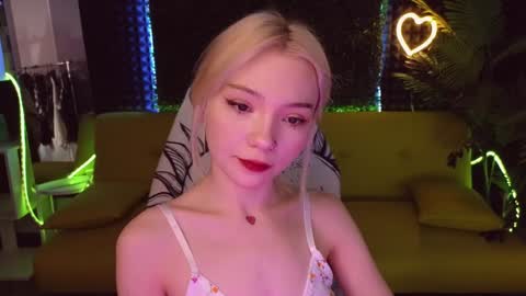 Sandy  online show from 01/31/25, 01:11