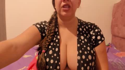 sandraclarkx69 online show from 05/17/26, 12:12
