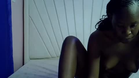 Snapshot of sandrah_ chatting on 12/15/24, 04:04 Sandy online show from 12/15/24, 04:04