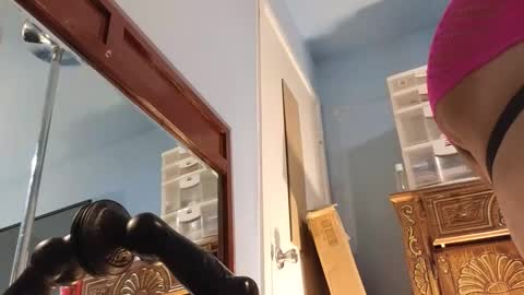 Sandra online show from 02/13/25, 07:13