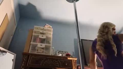 Sandra online show from 03/09/26, 10:41