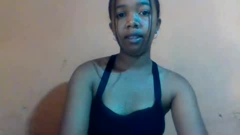 sandriana26 online show from 03/24/26, 05:23