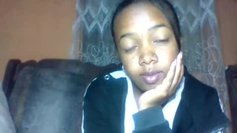 sandriana26 online show from 04/02/26, 05:43