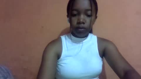 sandriana26 online show from 04/15/26, 05:03