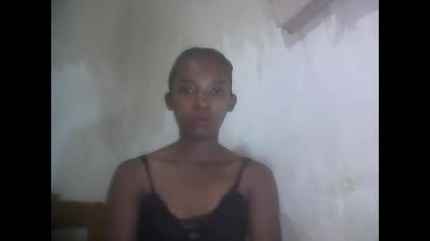 sandrine718 online show from 04/23/26, 07:09