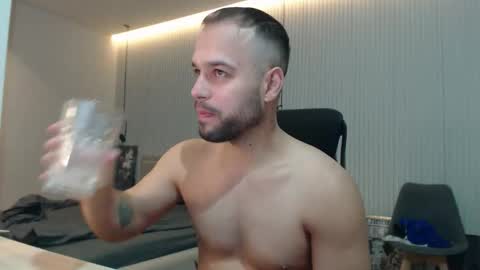 DeAlex online show from 10/15/25, 08:47