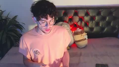 sandro_vitali online show from 10/19/25, 05:08