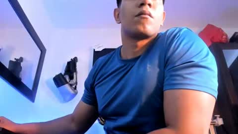 sandrolatino online show from 06/25/26, 02:44