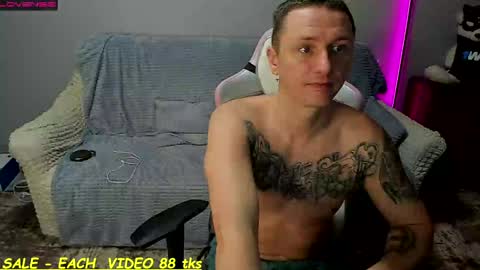 Sandy and Chris online show from 01/21/25, 07:37