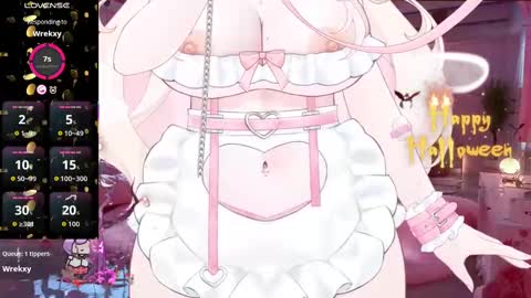 Snapshot of sandyluxury chatting on 10/06/25, 04:04 Sandy online show from 10/06/25, 04:04