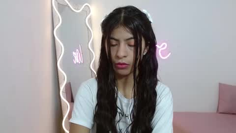 Snapshot of sandyy_tay chatting on 11/02/25, 11:12 sandyy_tay online show from 11/02/25, 11:12