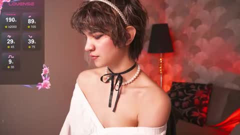 Snapshot of sandzu_ chatting on 11/25/25, 09:15 Viola online show from 11/25/25, 09:15