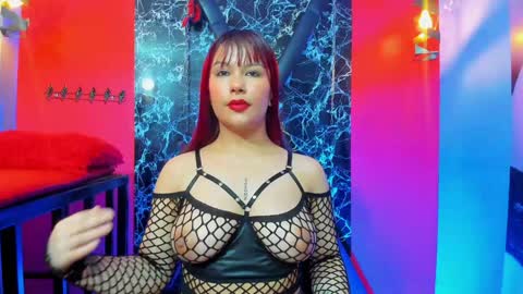 sofia online show from 02/01/25, 04:56