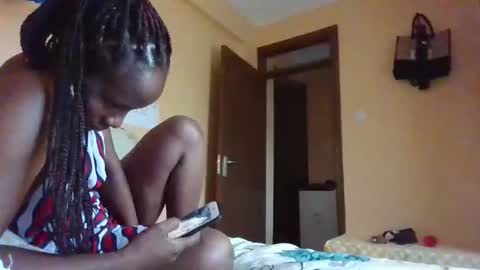 santalicious online show from 04/18/26, 03:54