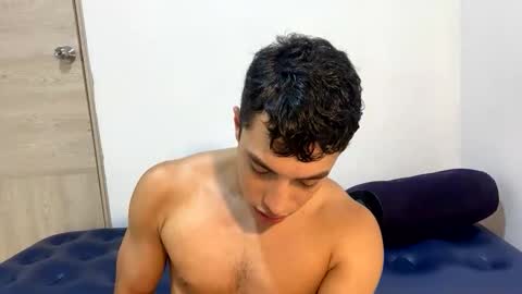 Snapshot of santi36rt chatting on 04/26/26, 10:51 santi36rt online show from 04/26/26, 10:51