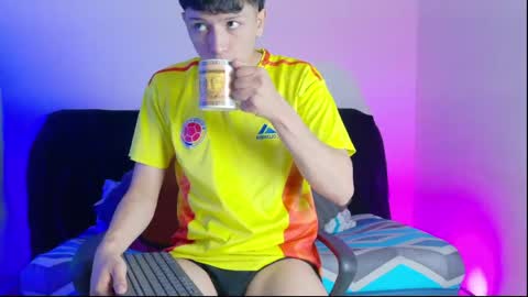 santi online show from 06/06/26, 12:21