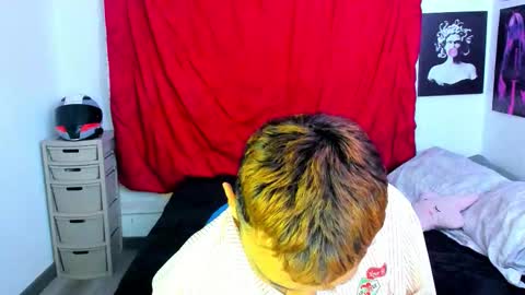 Santi online show from 01/12/26, 02:50