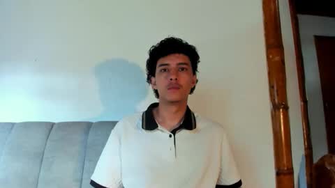 santi_twink19 online show from 06/02/26, 01:02
