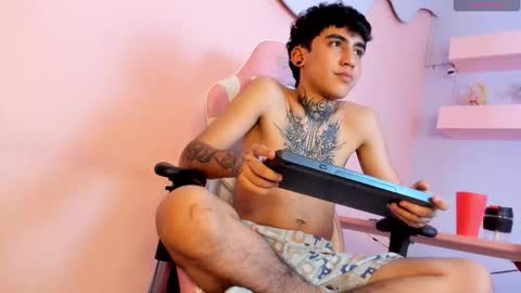 SantiAbader online show from 10/26/25, 03:40