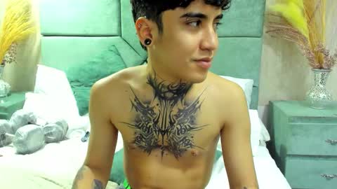 SantiAbader online show from 12/20/25, 03:08