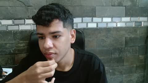 santi online show from 11/02/25, 01:35