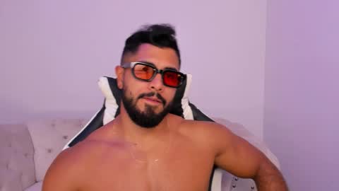 santiago_huntt online show from 03/24/26, 07:41