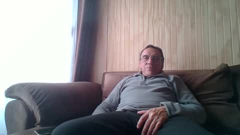 santiago_n online show from 06/02/26, 06:32