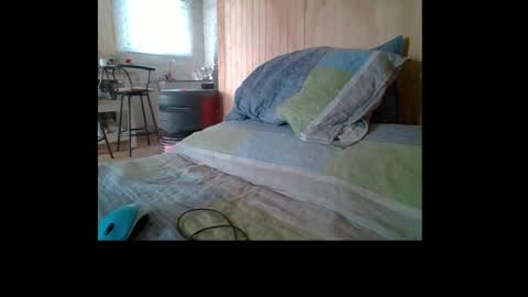 santiago_n online show from 06/16/26, 02:52