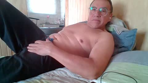 santiago_n online show from 07/20/26, 03:25