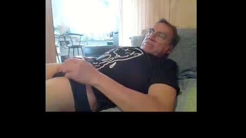 santiago_n online show from 08/04/26, 07:27