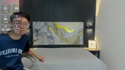 Snapshot of santiago_russo18 chatting on 10/08/25, 12:58 santiago_russo18 online show from 10/08/25, 12:58