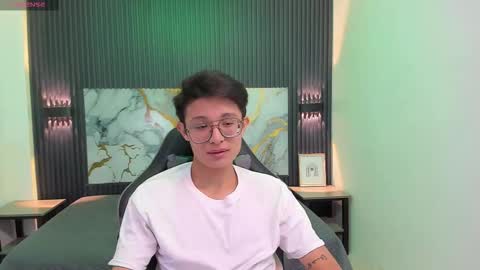 Snapshot of santiago_russo18 chatting on 01/31/26, 08:07 santiago_russo18 online show from 01/31/26, 08:07