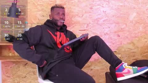  Santi online show from 12/02/25, 02:28