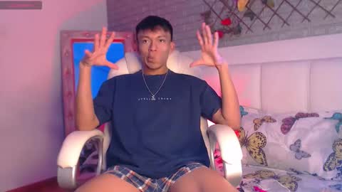 santi online show from 12/16/25, 02:49