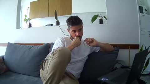 Nalguitas online show from 11/03/25, 08:21