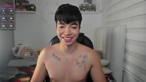 Mr. Santiago online show from 03/21/26, 01:26