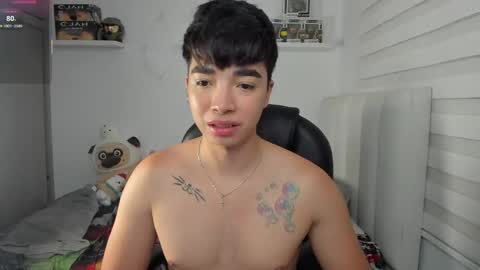 Mr. Santiago online show from 04/07/26, 01:33