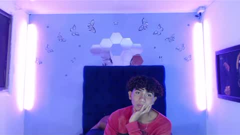 santiago online show from 12/09/24, 04:15