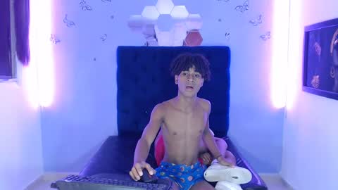 santiago online show from 12/12/24, 05:04