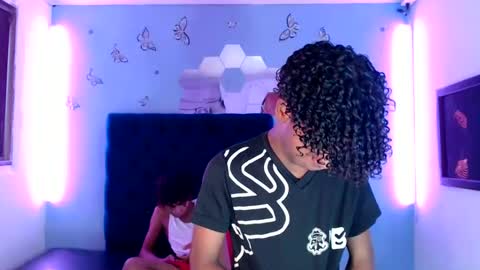 santiago online show from 12/28/24, 01:59